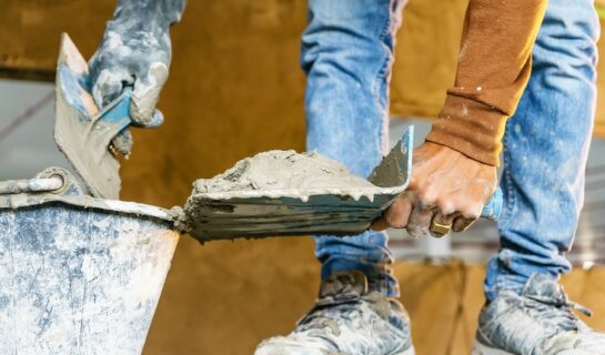 Bauvertrag: Abweichen von den anerkannten Regeln der Technik bei Sanierungsarbeiten