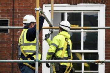 Vergütungsanspruch eines Gerüstbauers für Mehraufwand bei der Gerüstdemontage