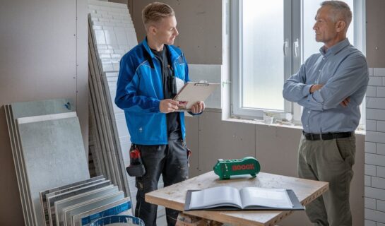 description-en-a-realistic-scene-inside-_jZlpMeWZSkiCtbMpYjujrA_TAz8XDiCRFqyAcOnV0NZSQ Anspruch auf Stellung einer Bauhandwerkersicherung